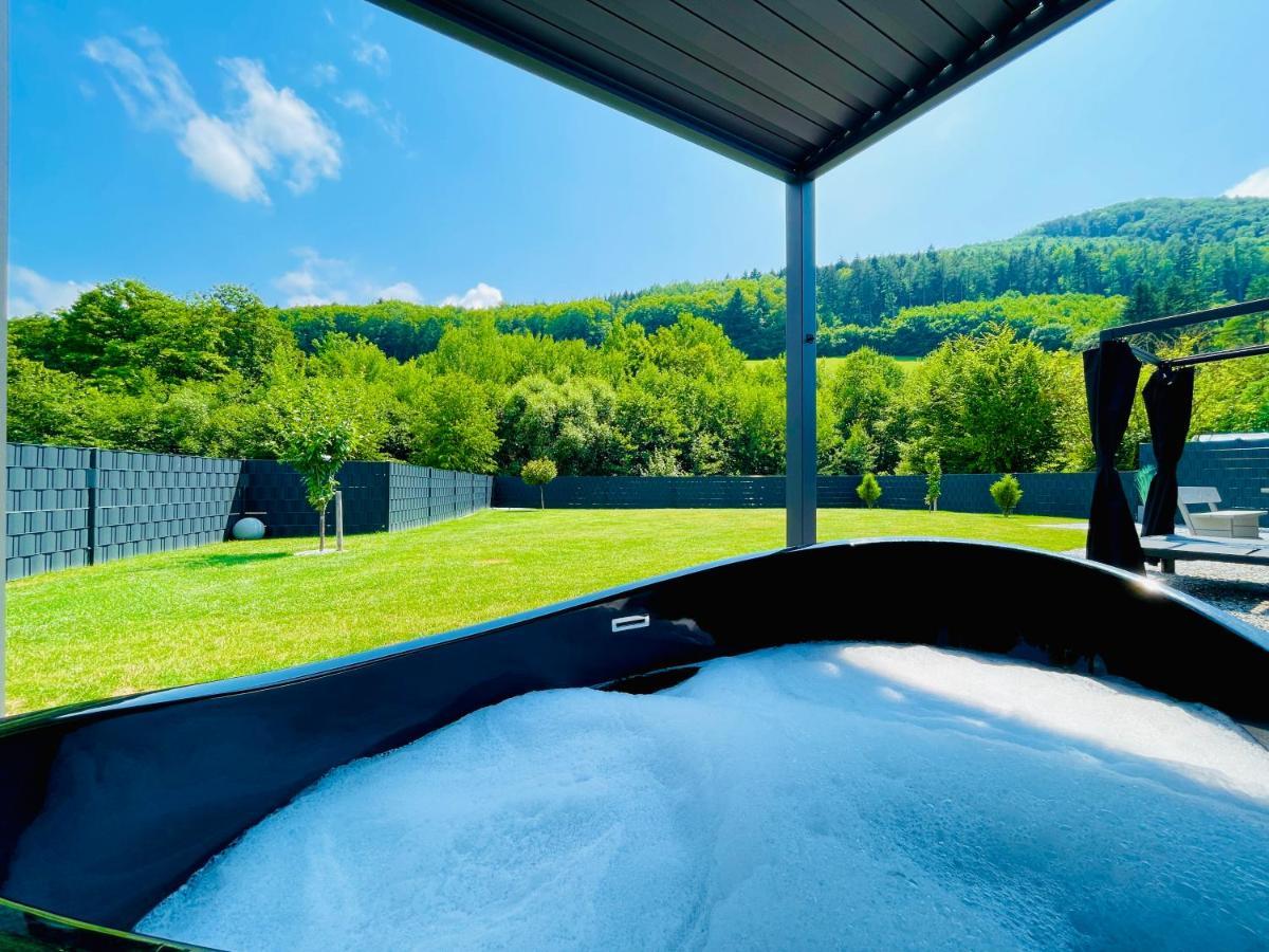 Traisen Voralpen Lodge - Ferienhaus Mit Gym & Wellnessbereich מראה חיצוני תמונה